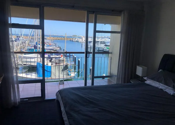 Fremantle Harbour Townhouse